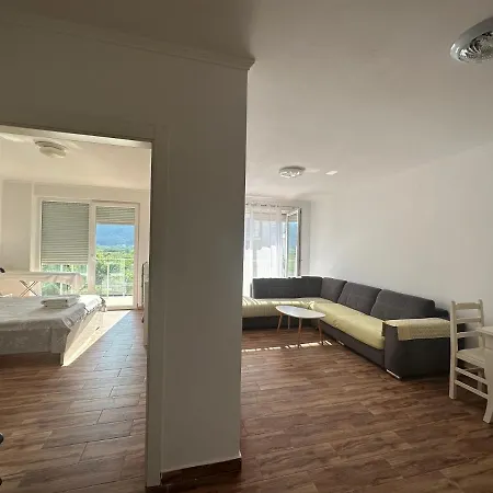 Apartment Marjana's 2 Lezhe