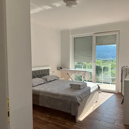 Marjana's 2 Apartment *